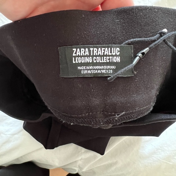 Zara leggings black with red and white stripes on the side high rise - Picture 4 of 4